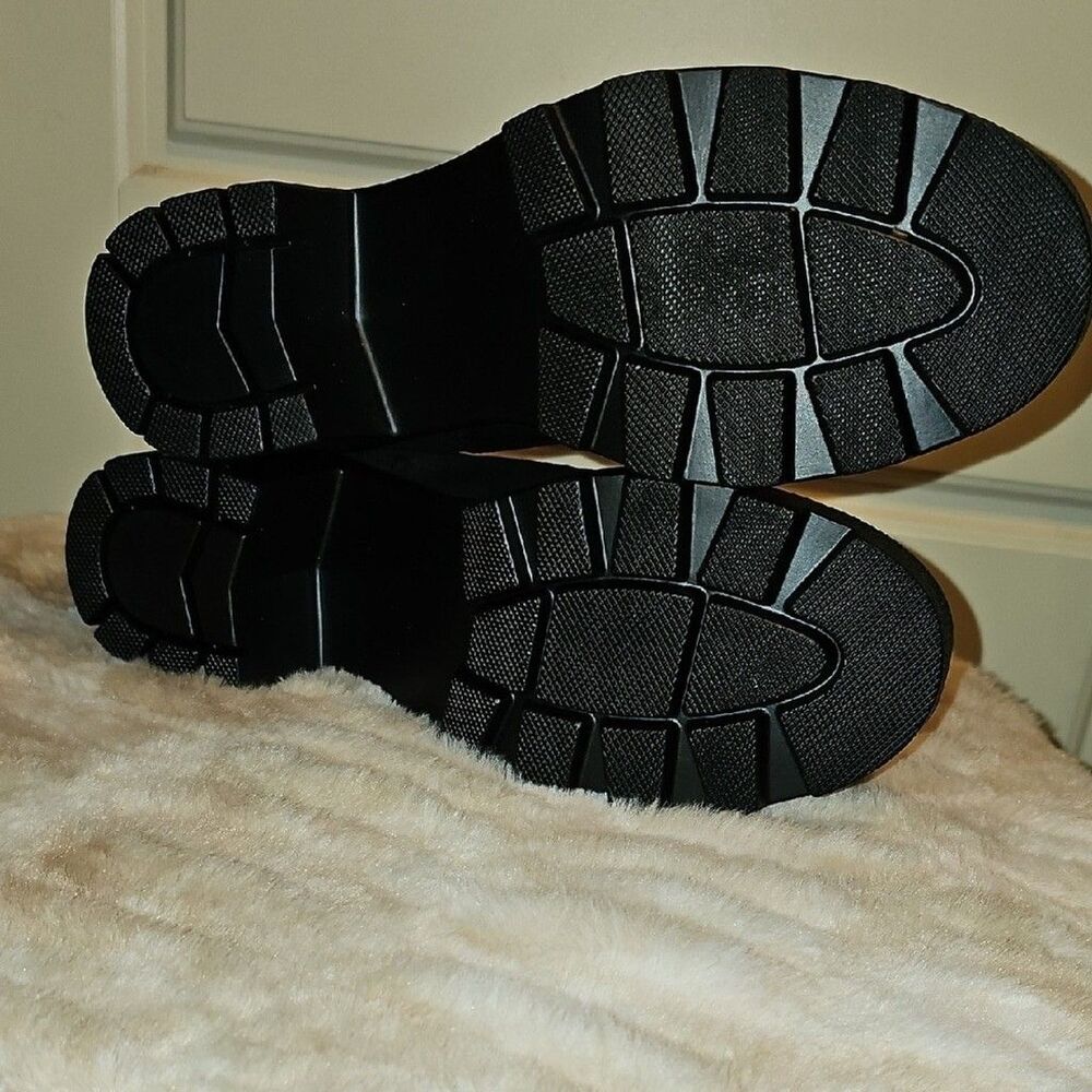 LISA VICKY- WOMEN'S Stylish Black Heeled Boots for Women Size 7.5 - Picture 10 of 11